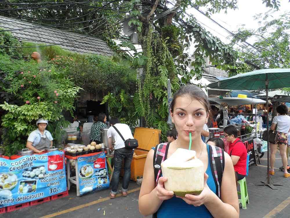 Frische Kokosnuss in Bangkok