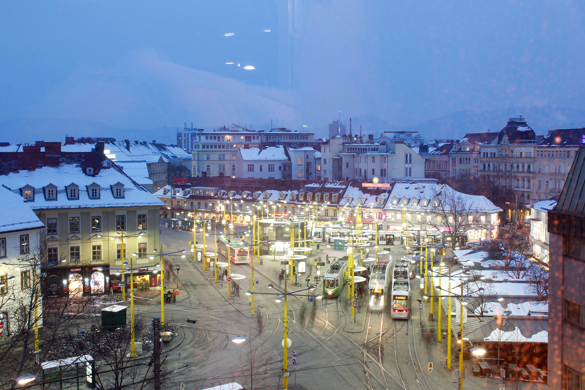 Aussicht vom Area 5 auf den Jakominiplatz in Graz