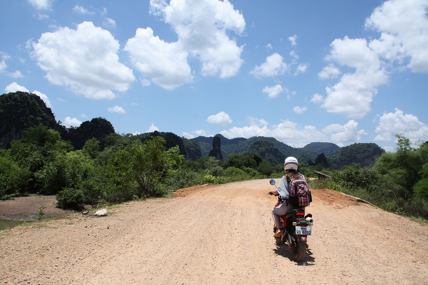 Motorbiking at Thakhek Loop