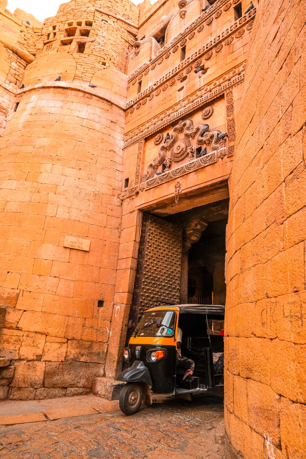 Gasse in der goldenen Stadt Jaisalmer